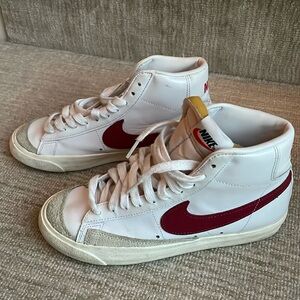 Nike high top sneaker size 5.5